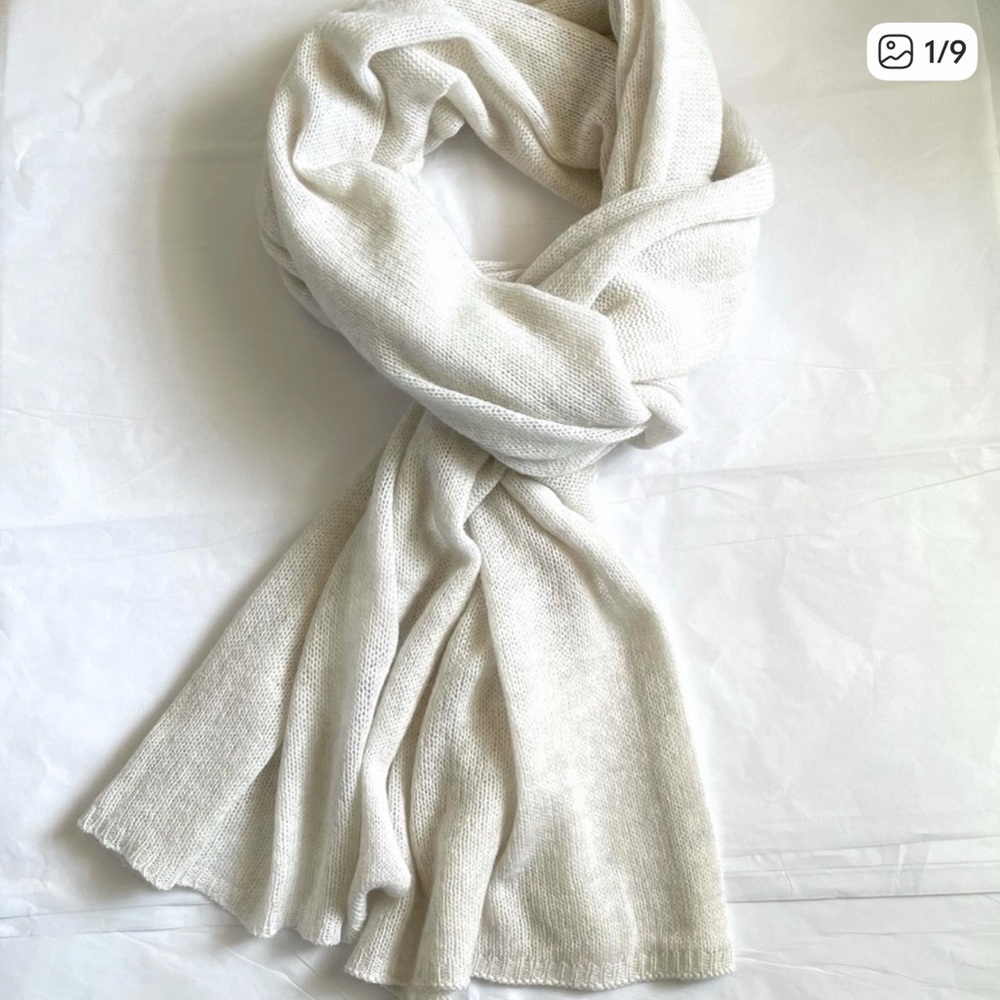 Club Monaco Adele Cashmere Scarf Light Heather Grey